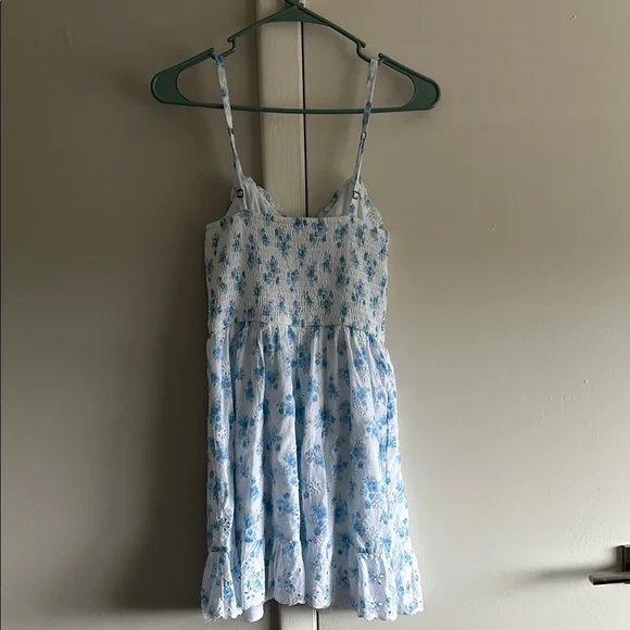 Hollister Floral Blue and White Sundress - Picture 3 of 3